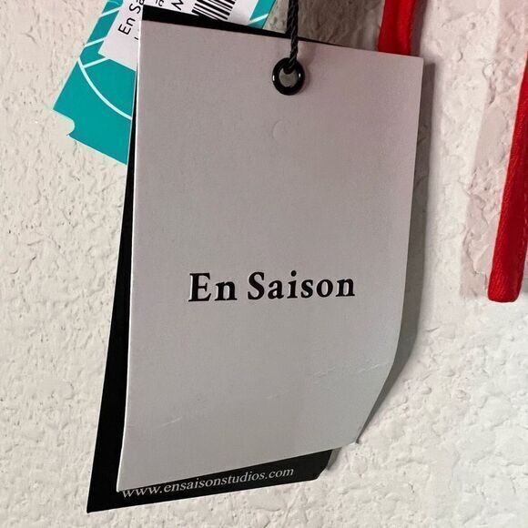 En Saison Hanna Crop Top Red Eyelet Backless Cap Sleeve Tie Back Medium - Picture 6 of 10